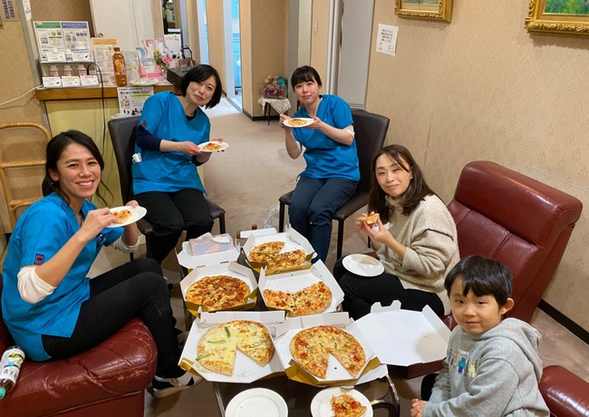 スタッフ集合